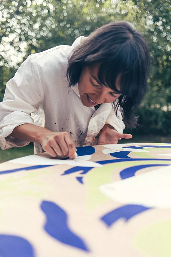 Claire Astigarraga - artiste plasticienne, sérigraphe, dessinatrice et navigatrice.