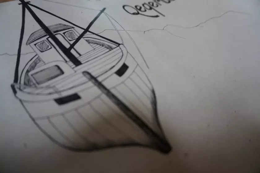 Claire Astigarraga - artiste plasticienne, sérigraphe, dessinatrice et navigatrice.