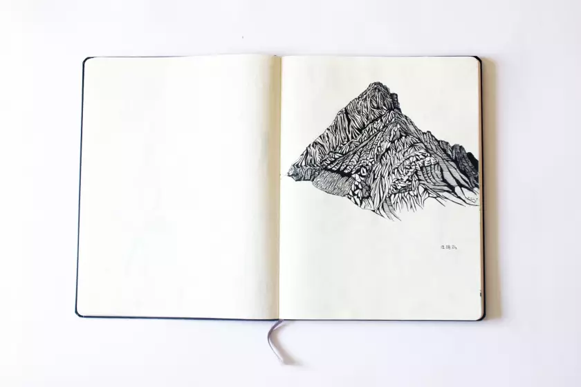 Claire Astigarraga - artiste plasticienne, sérigraphe, dessinatrice et navigatrice.