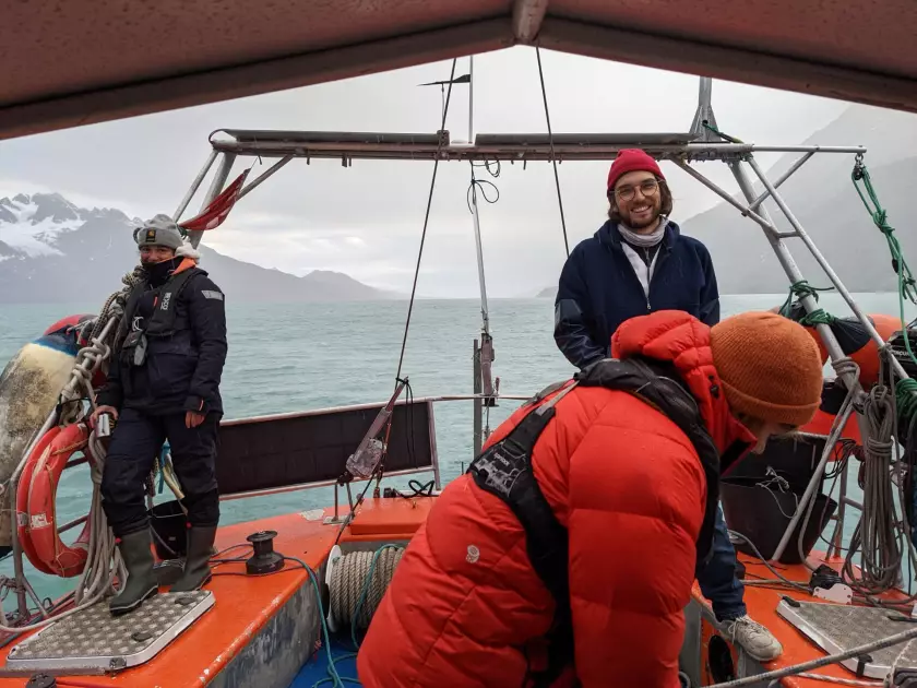 Claire Astigarraga - artiste plasticienne, sérigraphe, dessinatrice et navigatrice.