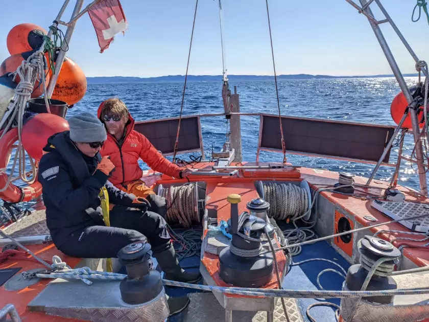 Claire Astigarraga - artiste plasticienne, sérigraphe, dessinatrice et navigatrice.