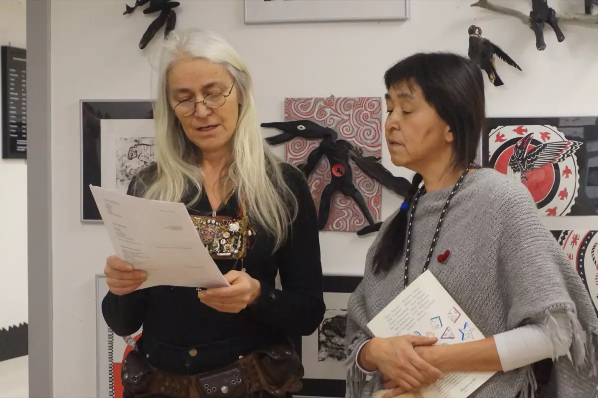 Claire Astigarraga - artiste plasticienne, sérigraphe, dessinatrice et navigatrice.